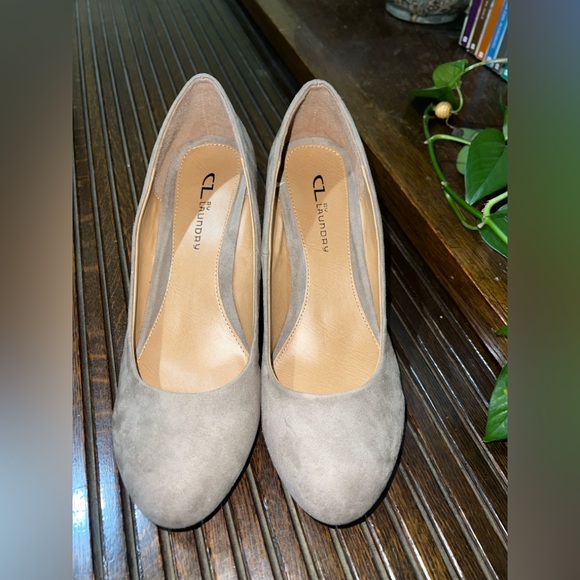 CL by Laundry Women's Beige Heels - Picture 1 of 5